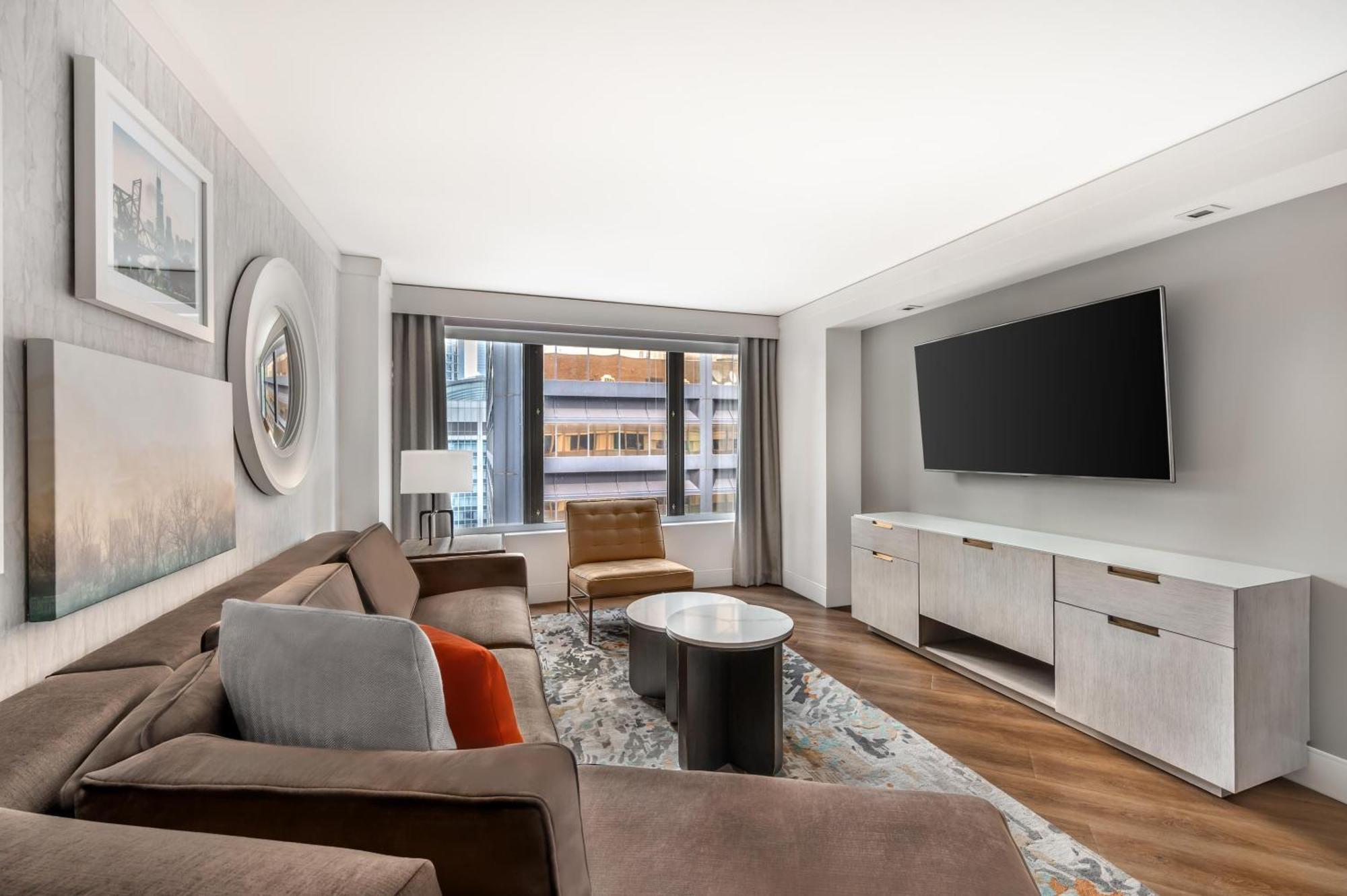 Suite King con 1 Camera da Letto e Divano-Letto